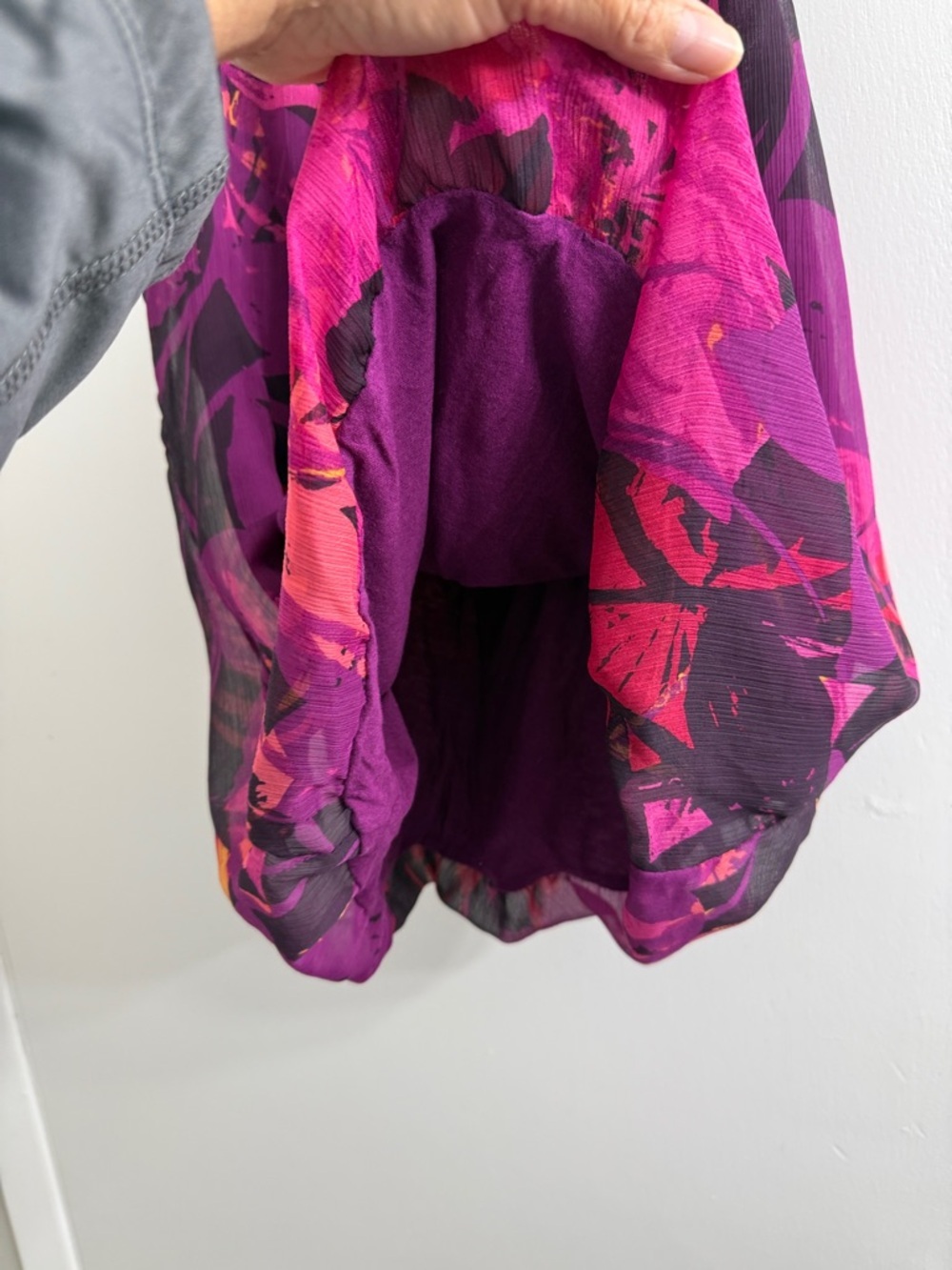 Express Fuchsia & Magenta Floral Lace-Back Camisole - Picture 3 of 10